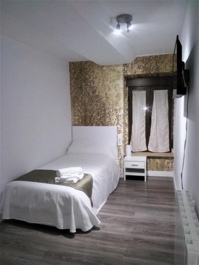 Ontinyent Rooms Esterno foto